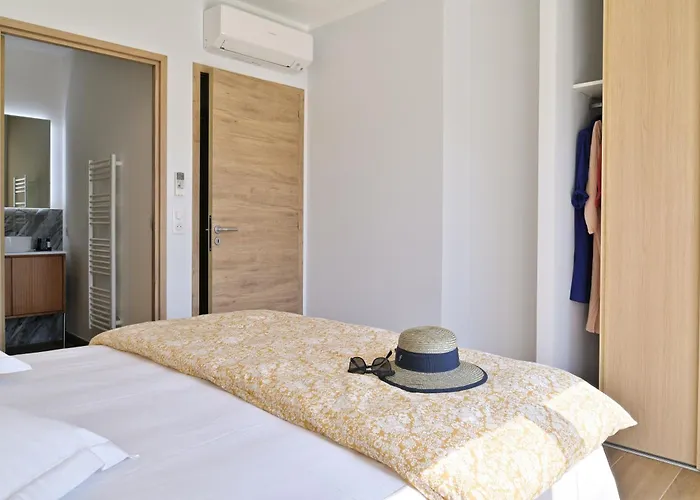 Vila Les Volets Rouges - Duplex De Standing Avec Piscine