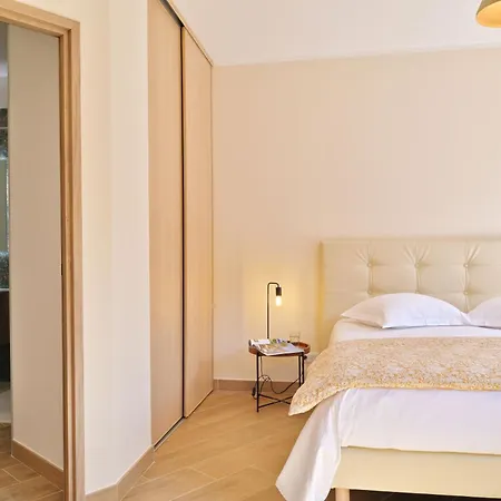 Résidence Les Volets Rouges - Duplex De Standing Avec Piscine Villa Oletta (Corsica)