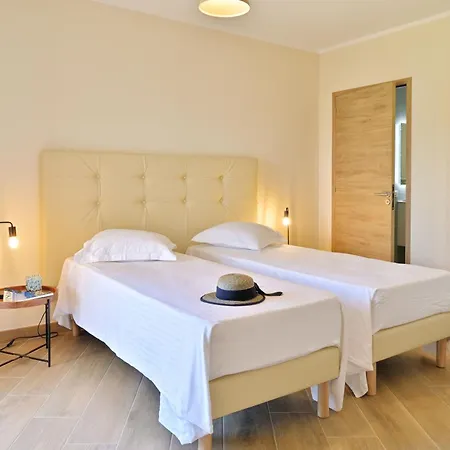 Résidence Les Volets Rouges - Duplex De Standing Avec Piscine Oletta (Corsica)