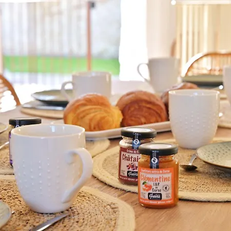 Villa Résidence Les Volets Rouges - Duplex De Standing Avec Piscine Oletta (Corsica)